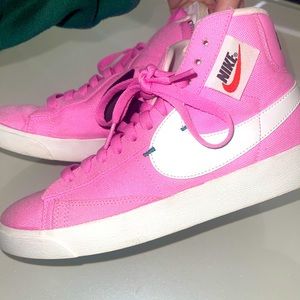 Pink nike blazers